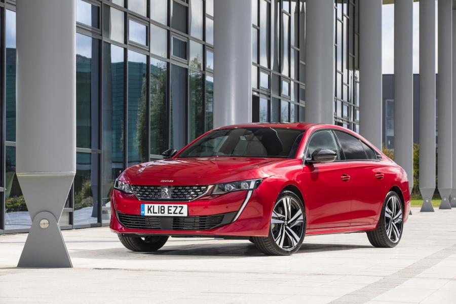  Peugeot 508 GT 2018 года  (UK) (фото 20 из 33)